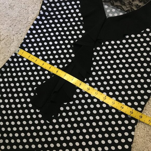 Rockabilly Made in Canada Polka Dot Ruffle and Lace Sleeveless Blouse - Picture 11 of 13